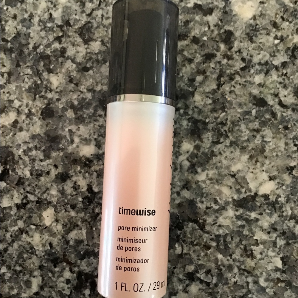 Mary Kay pore minimizer